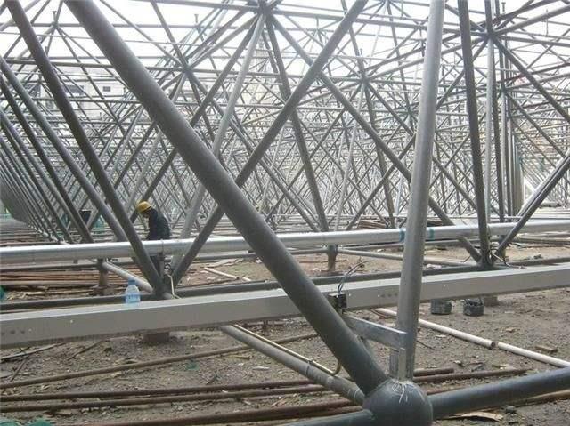 河北盘点螺栓球网架对选材方面的4点要求